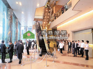 Arezzo sold out 50 units within 150 minutes,cashed in HKD $1.2 ten billion, Swire Properties launched out the sale with 'low-cost with high commission' strategy and got success in final