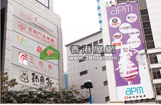 东九工厦料跑赢大市5%