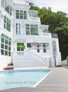 Duplex house of CHEUK NANG LOOKOUT in The Peak asked for HKD 570 million. 