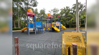 深湾轩 设施: 项目设有儿童游乐场