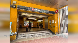 逸涛湾 交通: 西湾河港铁站, 距离项目约 400米
