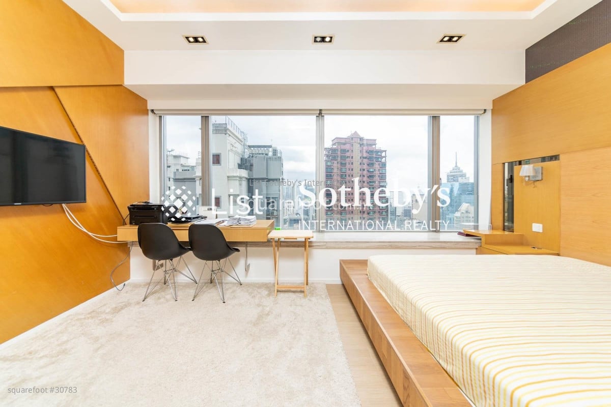 Soho 38 Sell 1 Bathroom 269 ft²