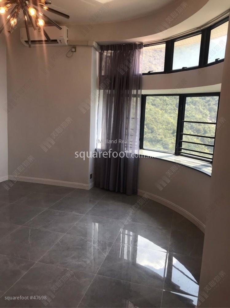 Repulse Bay Rd 37 Sell 2 bedrooms , 3 bathrooms 848 ft²