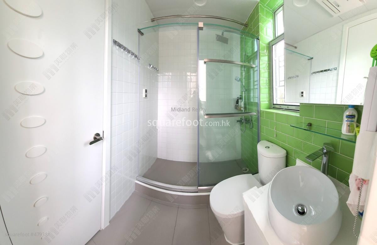 Oceanaire Sell 4 bedrooms , 3 bathrooms 1,433 ft²