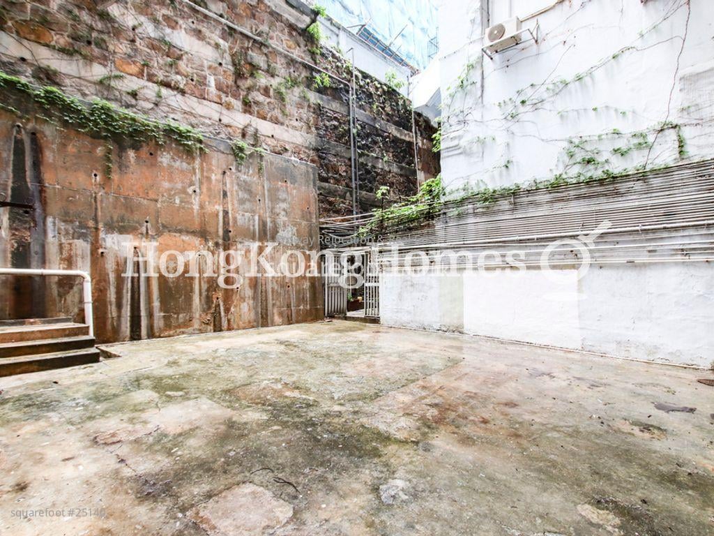 Caineway Mansion Rental 2 Bedrooms , 1 Bathroom 600 ft²