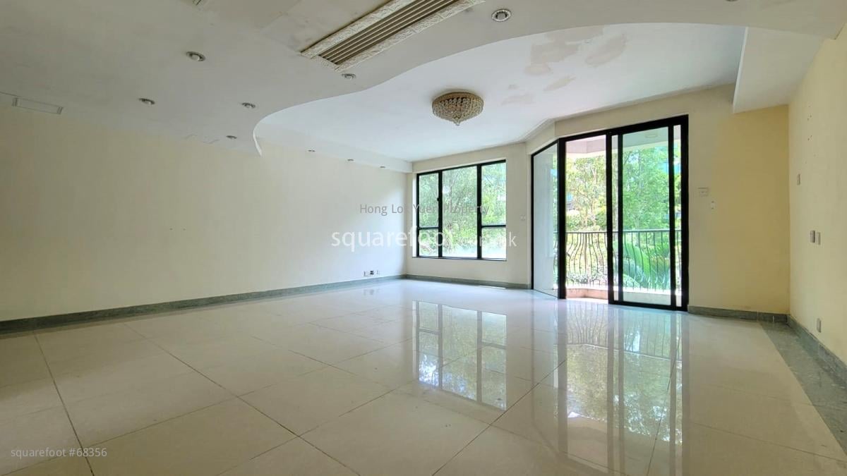 Forest Hill Sell 1,587 ft²