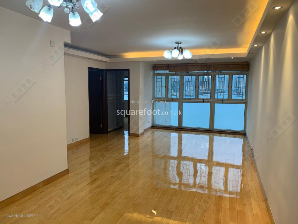 Lei King Wan Sell 3 bedrooms , 2 bathrooms 799 ft²