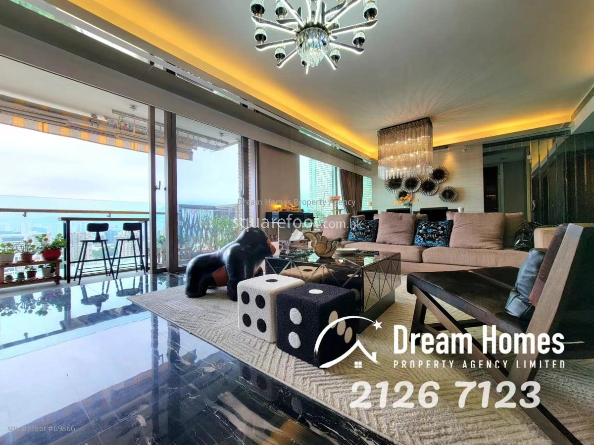 Celestial Height Sell 5+ bedrooms , 3 bathrooms 1,975 ft²