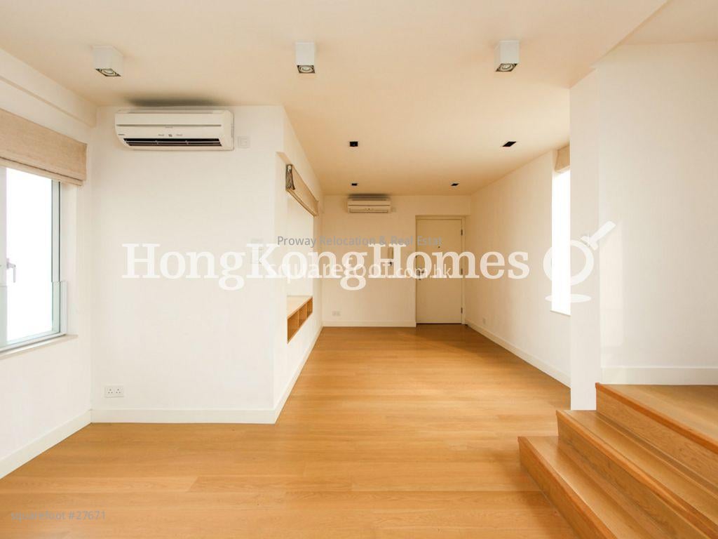 Lun Fung Court Sell 2 bedrooms , 2 bathrooms 882 ft²