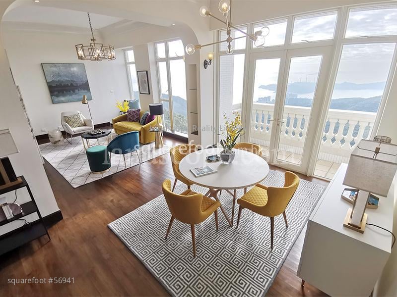 The Mount Austin Rental 4 Bathrooms 2,097 ft²