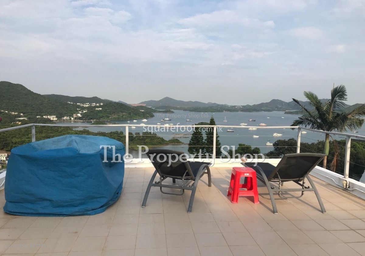 Shan Liu Sell 3 Bedrooms , 2 Bathrooms 1,400 ft²