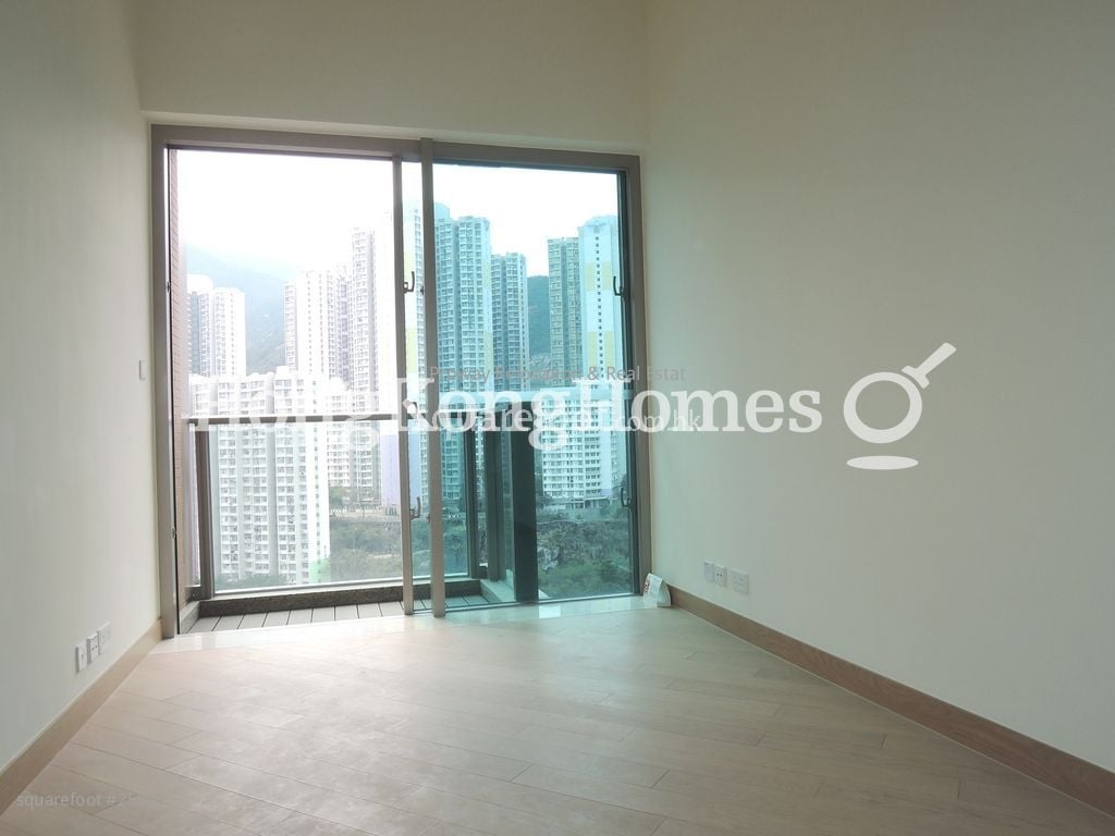 Iuniq Grand Rental 2 bedrooms , 1 bathroom 456 ft²