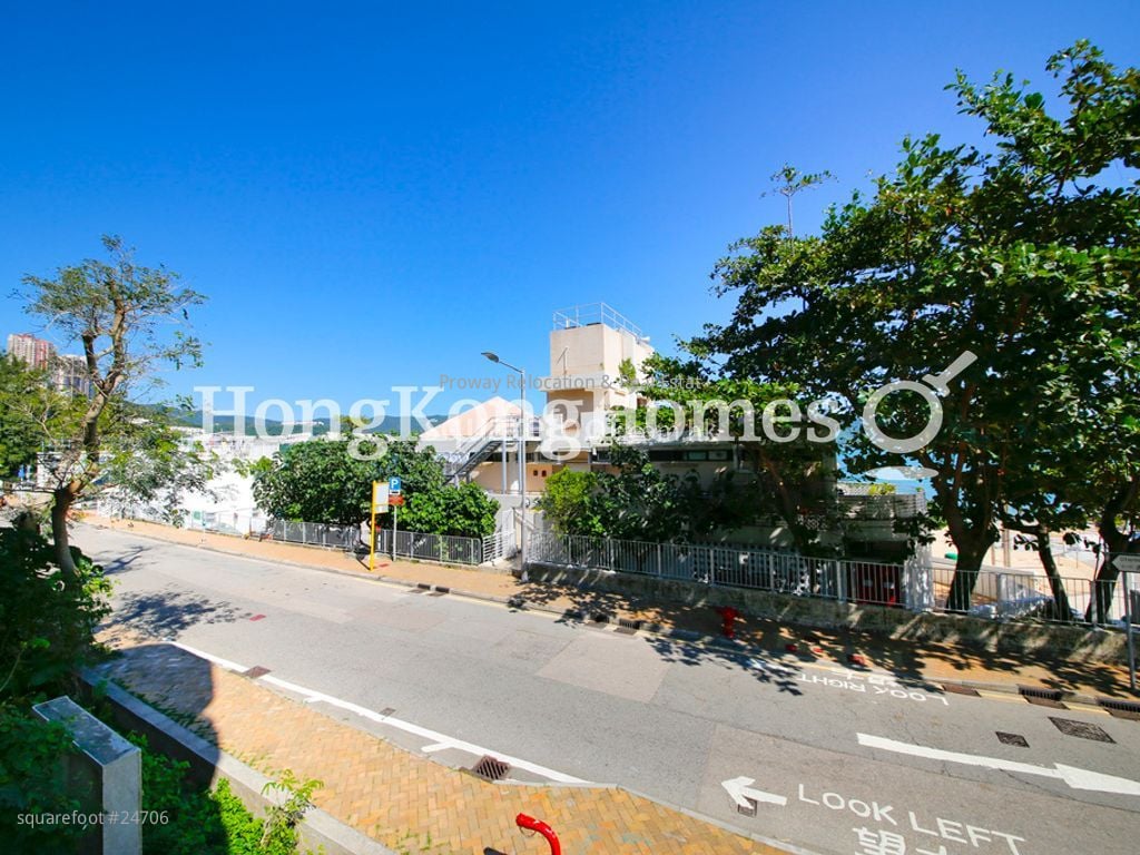 Beach Pointe Rental 3 Bedrooms , 2 Bathrooms 1,483 ft²