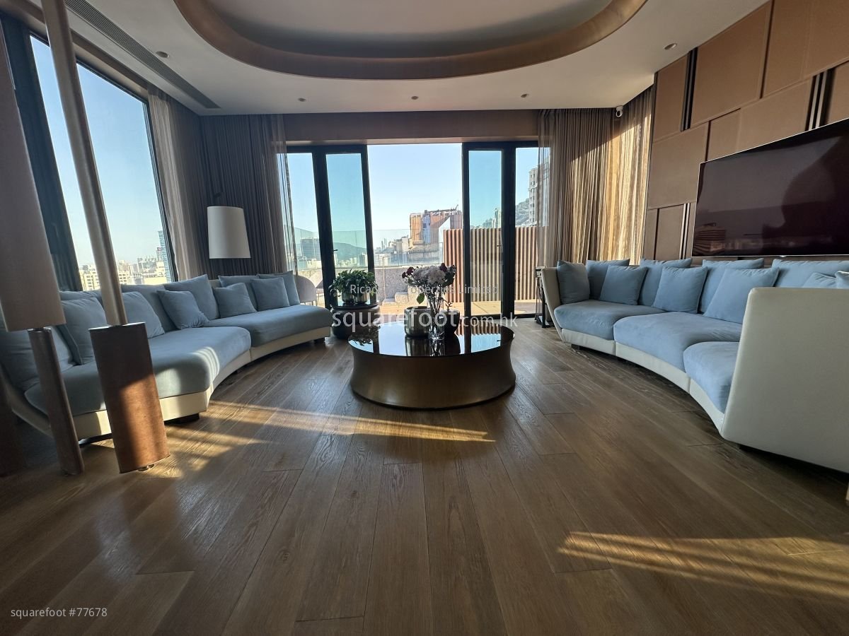 Gramercy Sell 3 Bedrooms , 2 Bathrooms 1,946 ft²