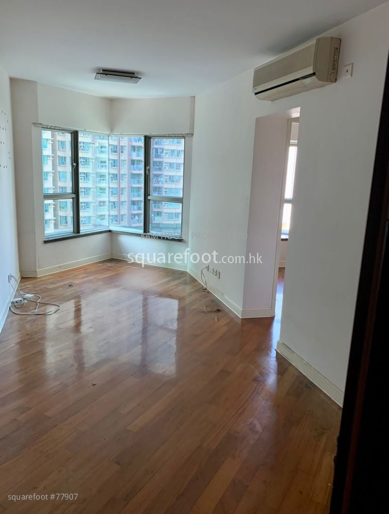 Tseung Kwan O Plaza Rental 3 Bedrooms , 1 Bathroom 530 ft²