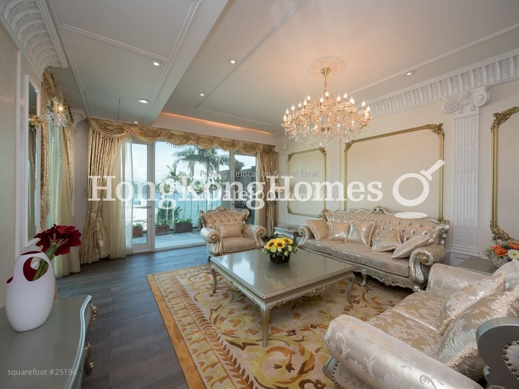 Rosecliff Sell 3 Bedrooms , 4 Bathrooms 3,209 ft²