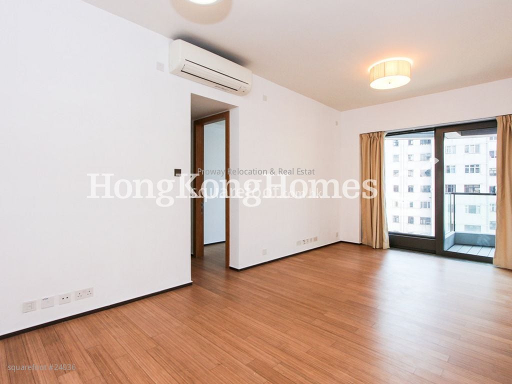 Arezzo Rental 3 Bedrooms , 2 Bathrooms 910 ft²