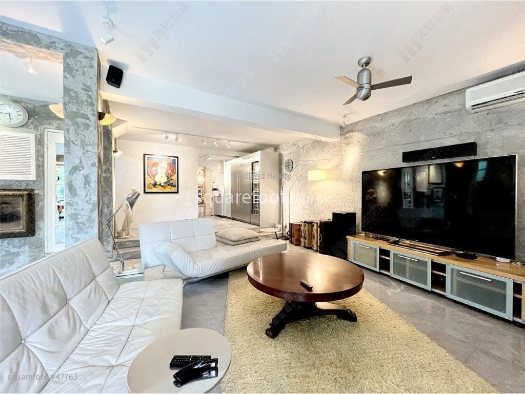 Casa Del Mar Sell 3 Bedrooms 1,885 ft²