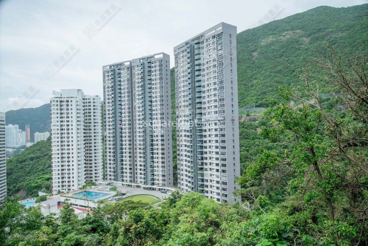 华景园 售盘 3 房 , 5+ 浴室 1,358 平方尺