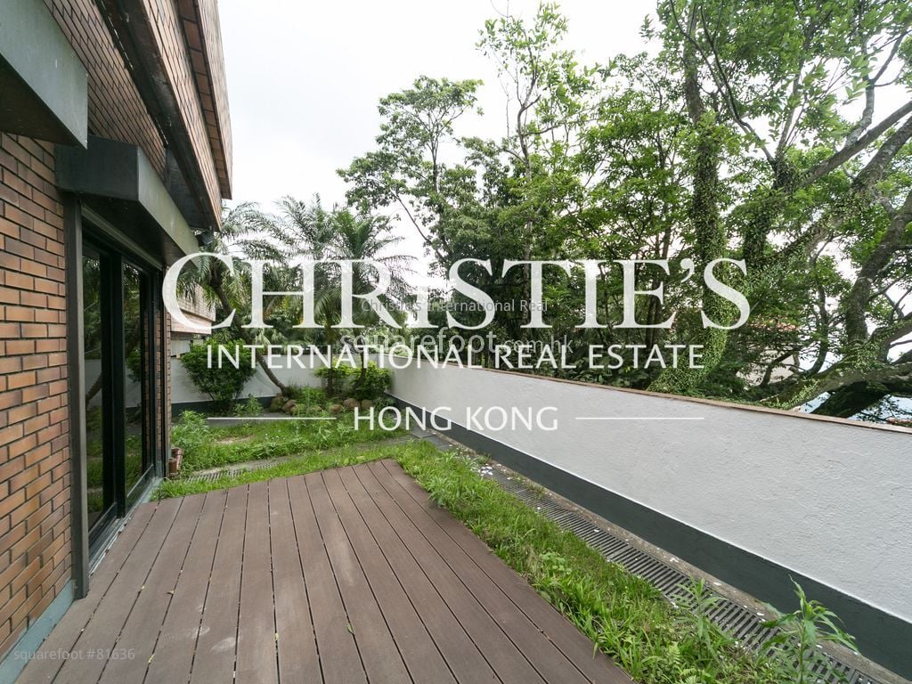 Orient Crest Rental 4 Bedrooms , 4 Bathrooms 3,260 ft²