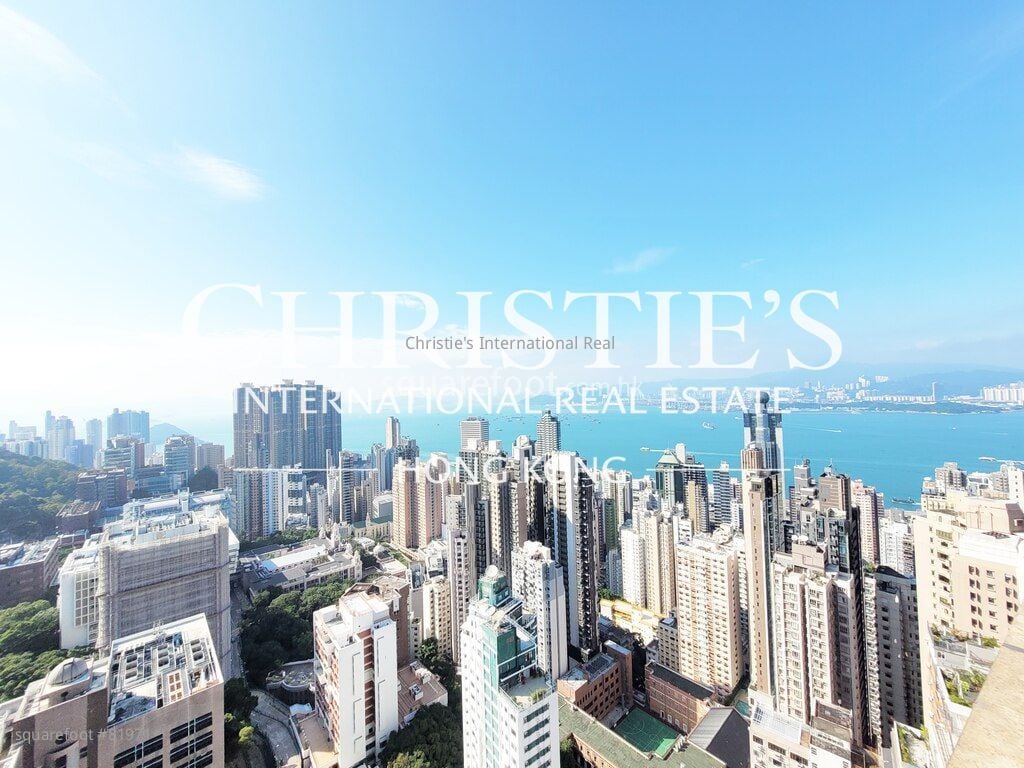 Glory Heights Rental 3 Bedrooms , 2 Bathrooms 1,045 ft²