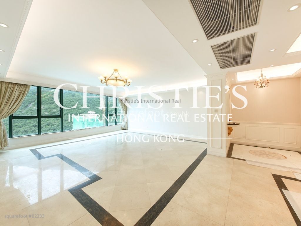 South Bay Palace Sell 4 Bedrooms , 3 Bathrooms 1,947 ft²