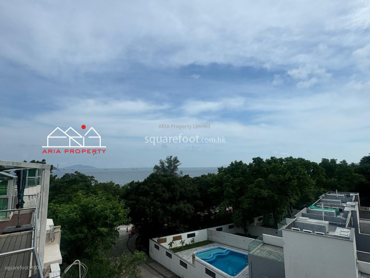 Silver Shore Villa Sell 2 Bedrooms , 1 Bathroom 787 ft²