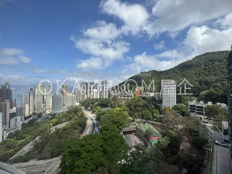 Y. Y. Mansions Rental 3 Bedrooms , 2 Bathrooms 1,313 ft²