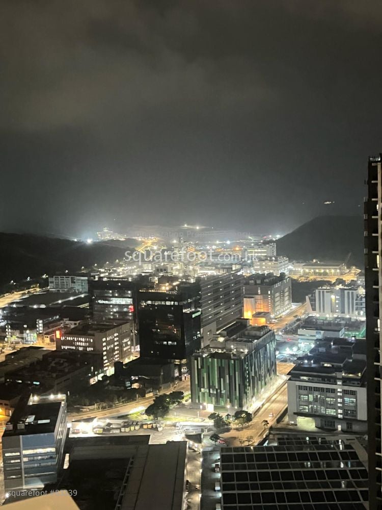 领凯 租盘 3 房 , 2 浴室