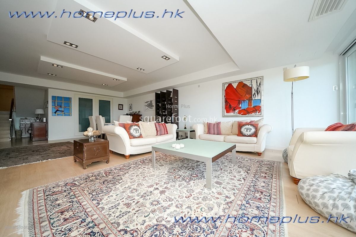 House Sell 3 Bedrooms , 2 Bathrooms 2,196 ft²