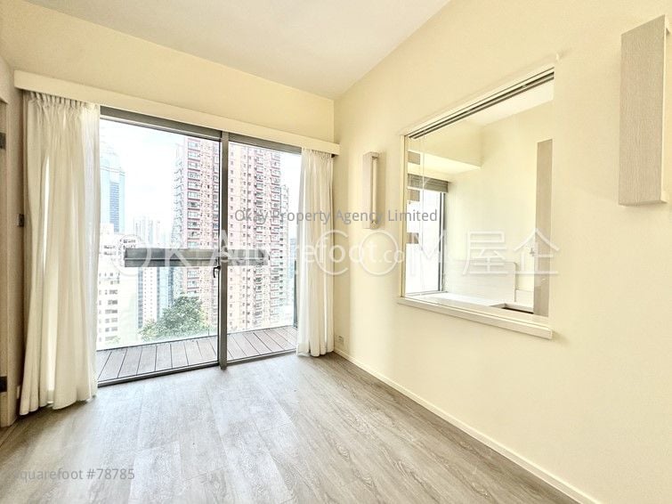 Soho 38 Rental 2 Bedrooms , 1 Bathroom 496 ft²
