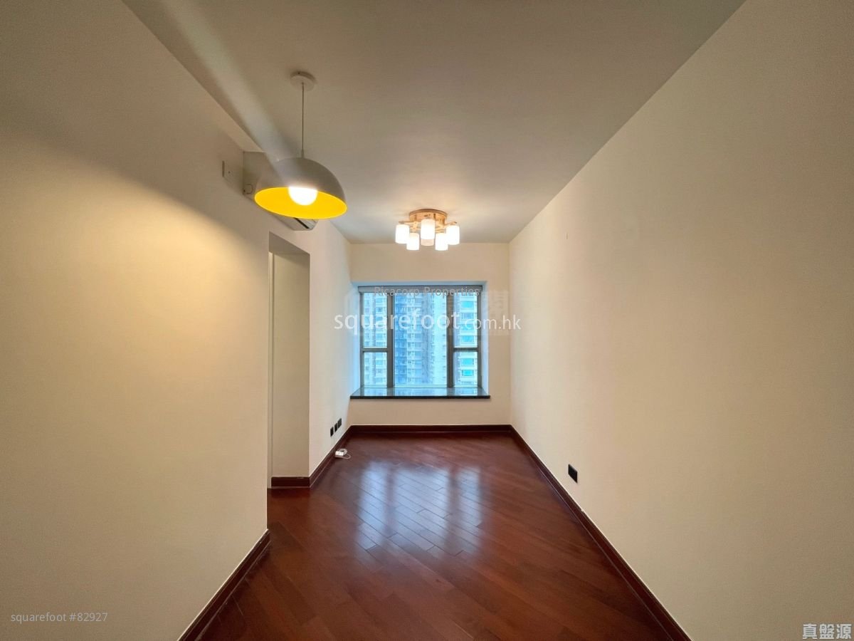 Tseung Kwan O Plaza Sell 2 Bedrooms , 1 Bathroom 417 ft²