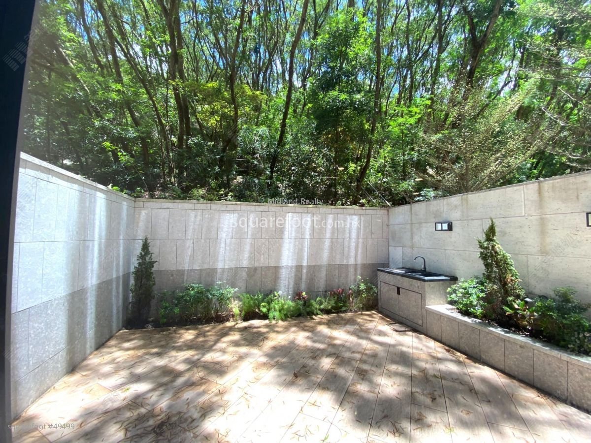 El Futuro Sell 3 Bedrooms , 4 Bathrooms 913 ft²
