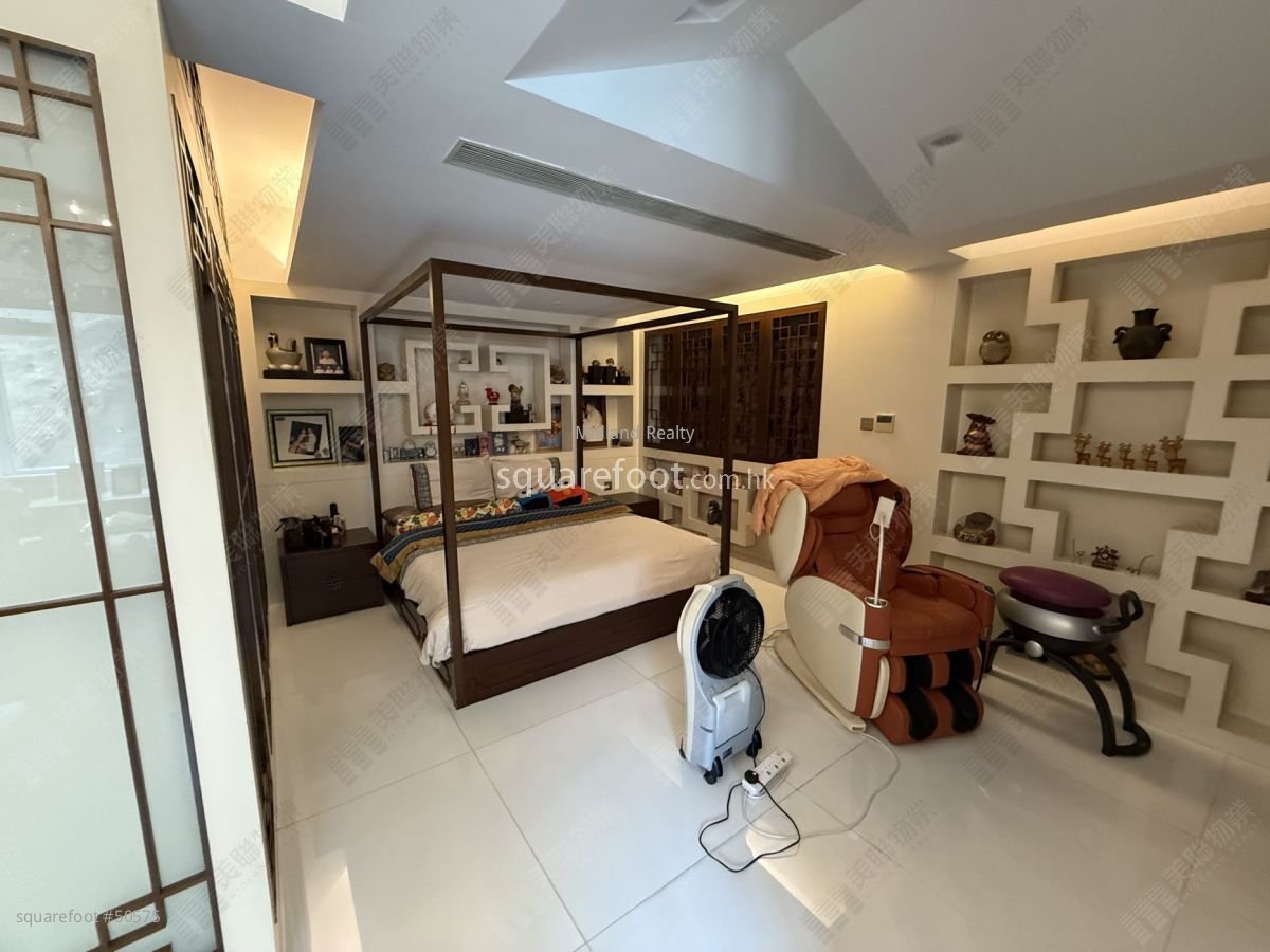 Lung Cheung Villa Sell 4 Bedrooms , 2 Bathrooms 2,687 ft²