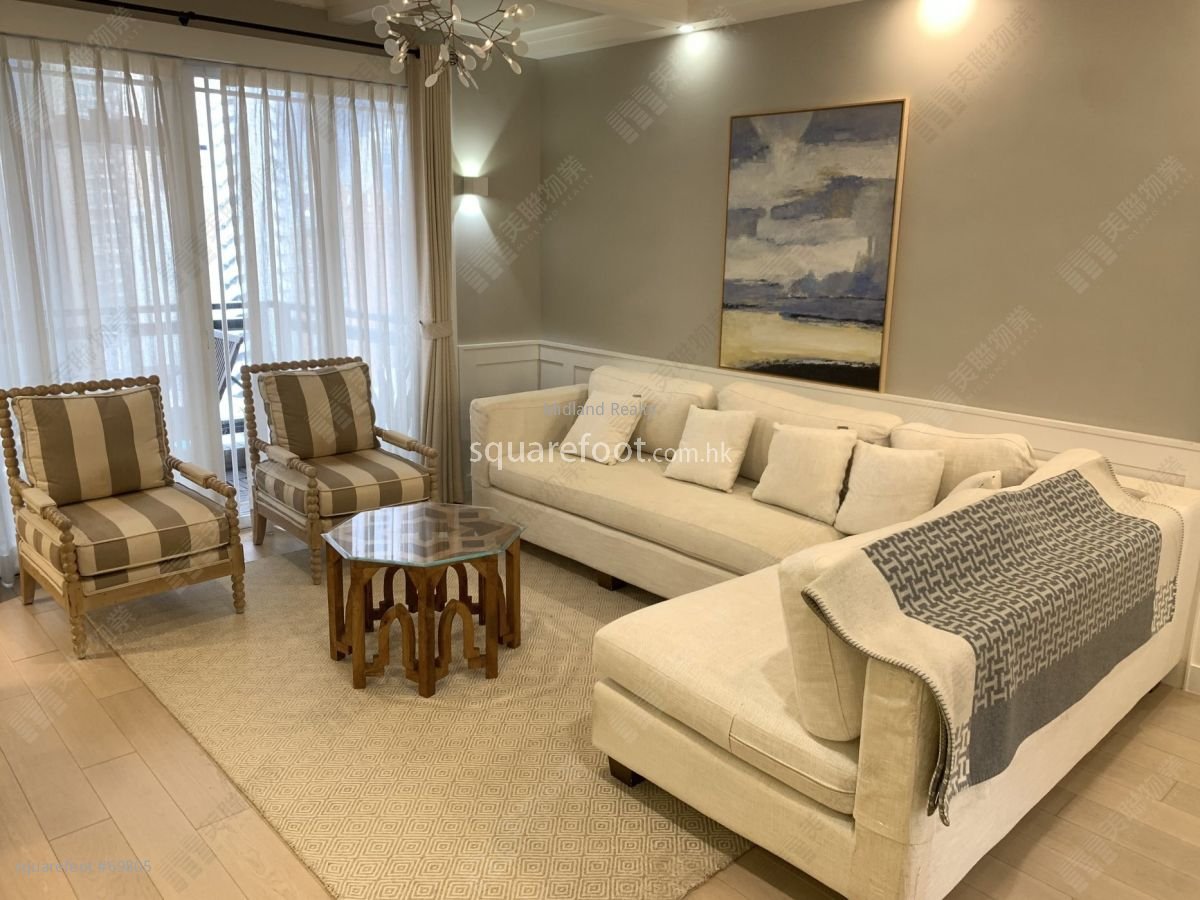Amber Garden Sell 3 Bedrooms , 3 Bathrooms 1,404 ft²