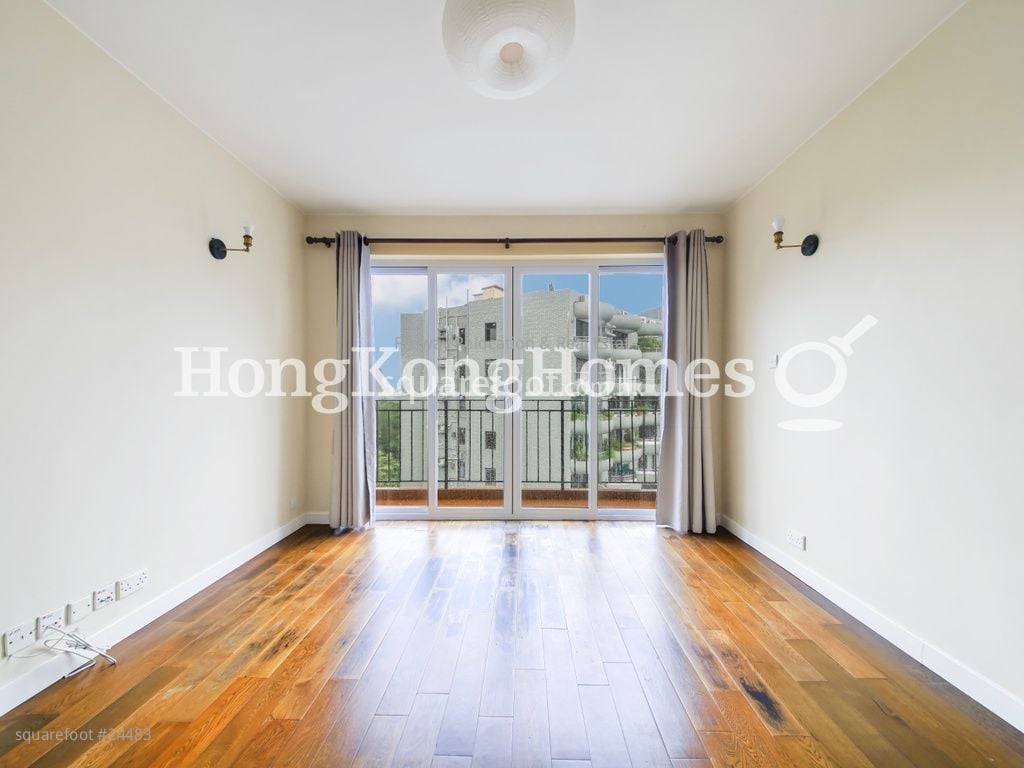 Four Winds Apartment Rental 3 Bedrooms , 3 Bathrooms 977 ft²