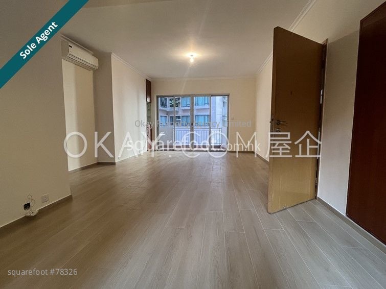 Breezy Court Sell 2 Bedrooms , 2 Bathrooms 1,180 ft²