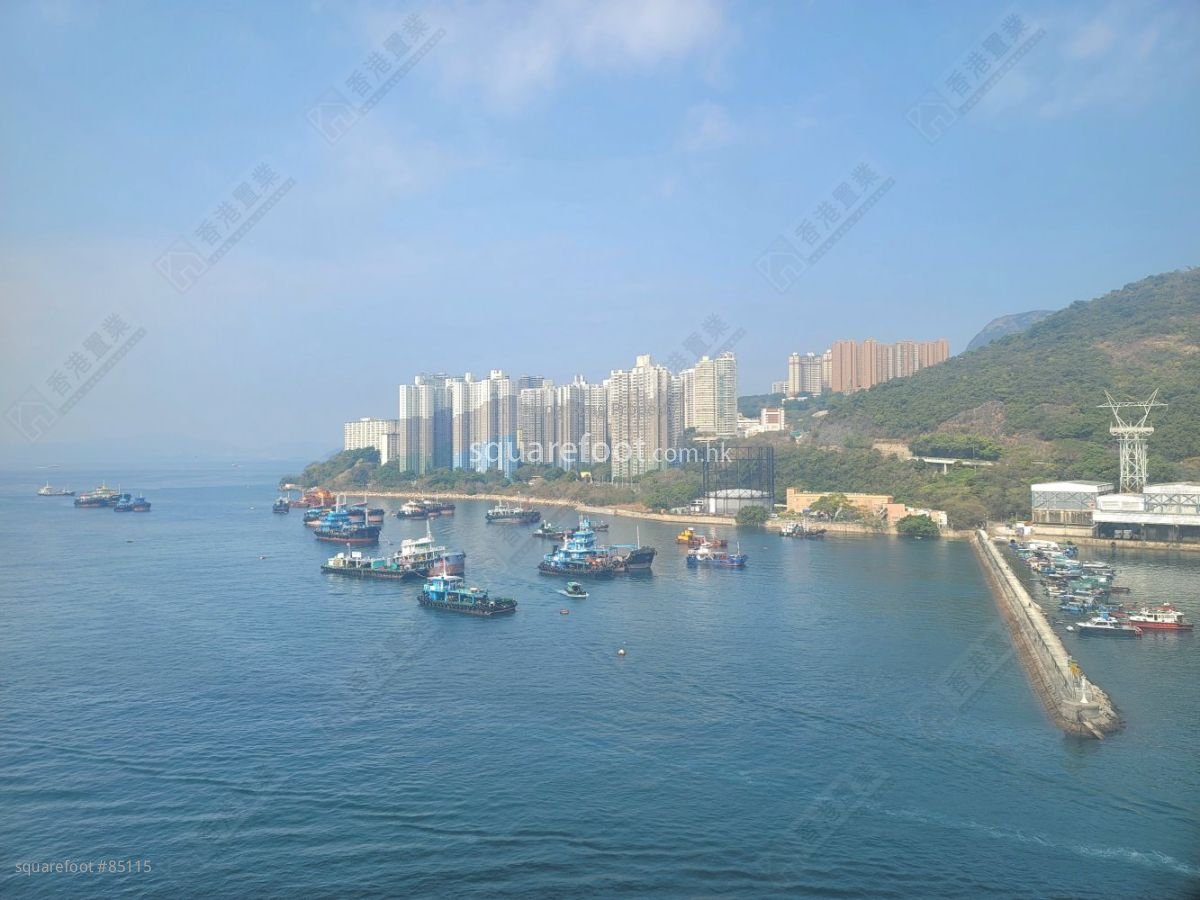 海怡半島 售盤 3 房 , 2 浴室 742 平方呎