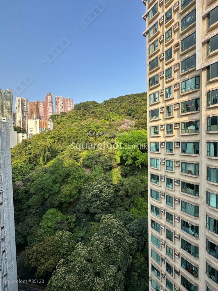 龍景花園 售盤 3 房 , 1 浴室 647 平方呎
