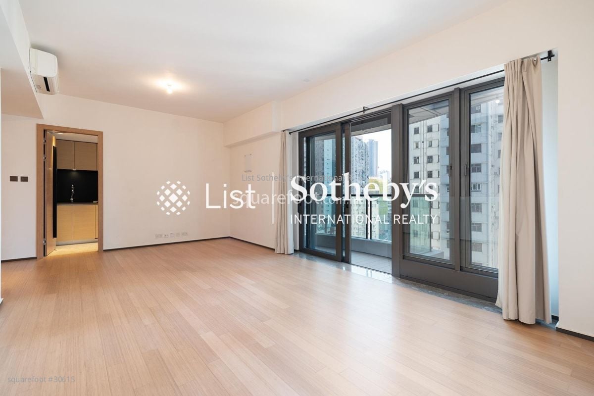 Arezzo Rental 2 Bedrooms , 2 Bathrooms 970 ft²