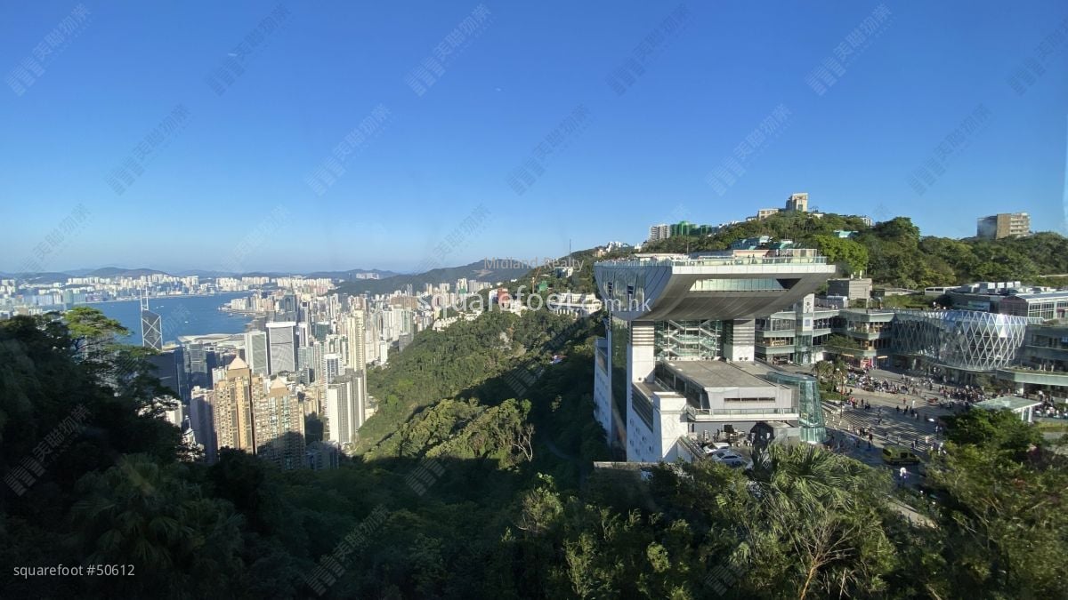 Chu Wan Rental 5+ Bedrooms , 4 Bathrooms 3,937 ft²