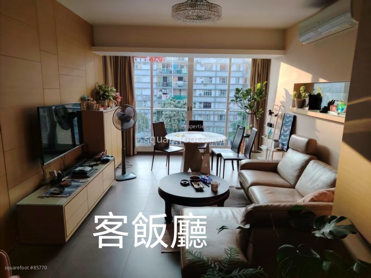 Happy Garden Sell 3 Bedrooms , 3 Bathrooms 919 ft²