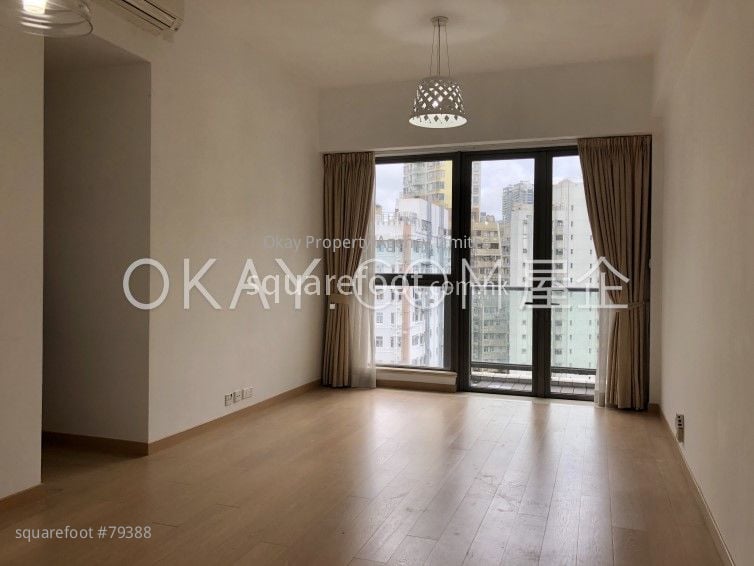 Soho 189 Sell 3 Bedrooms , 2 Bathrooms 884 ft²