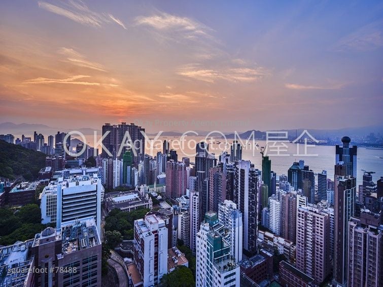 Glory Heights Rental 3 Bedrooms , 2 Bathrooms 1,045 ft²