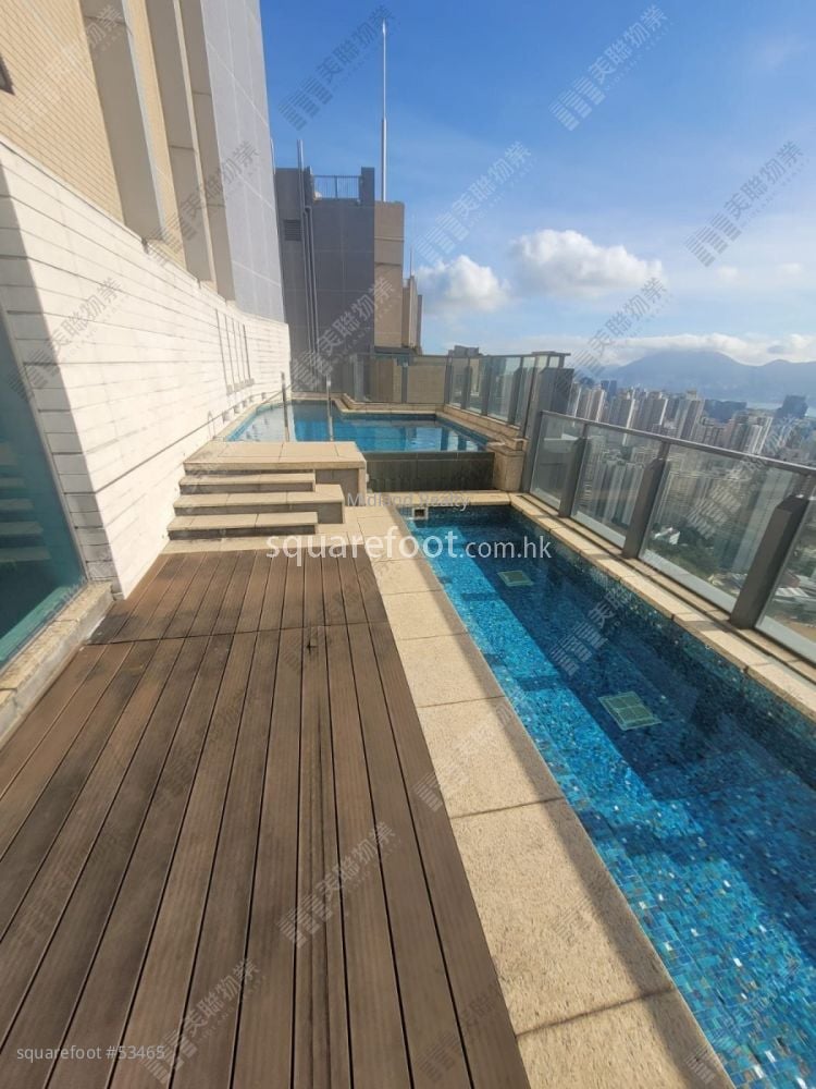 Aria Sell 5+ Bedrooms , 5+ Bathrooms 3,098 ft²