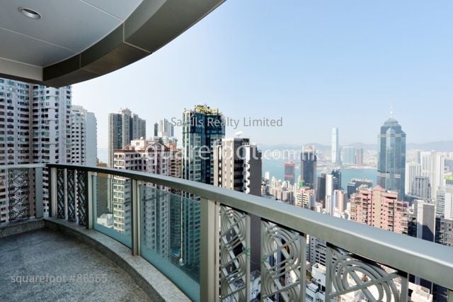 No. 31 Robinson Road Rental 4 Bedrooms , 3 Bathrooms 1,990 ft²
