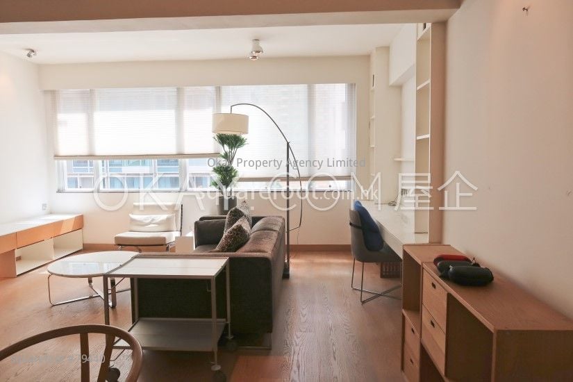 Tung Hing Building Sell 1 Bedroom , 1 Bathroom 818 ft²