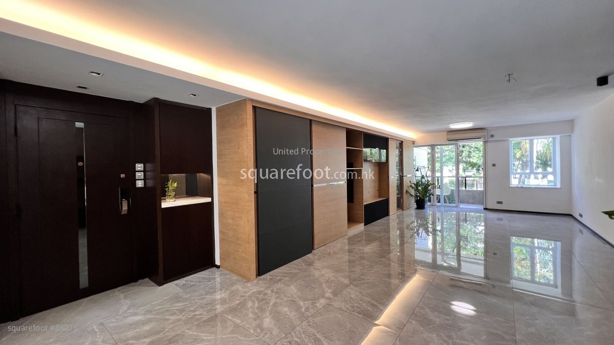 Village Gardens Rental 3 Bedrooms , 3 Bathrooms 1,455 ft²