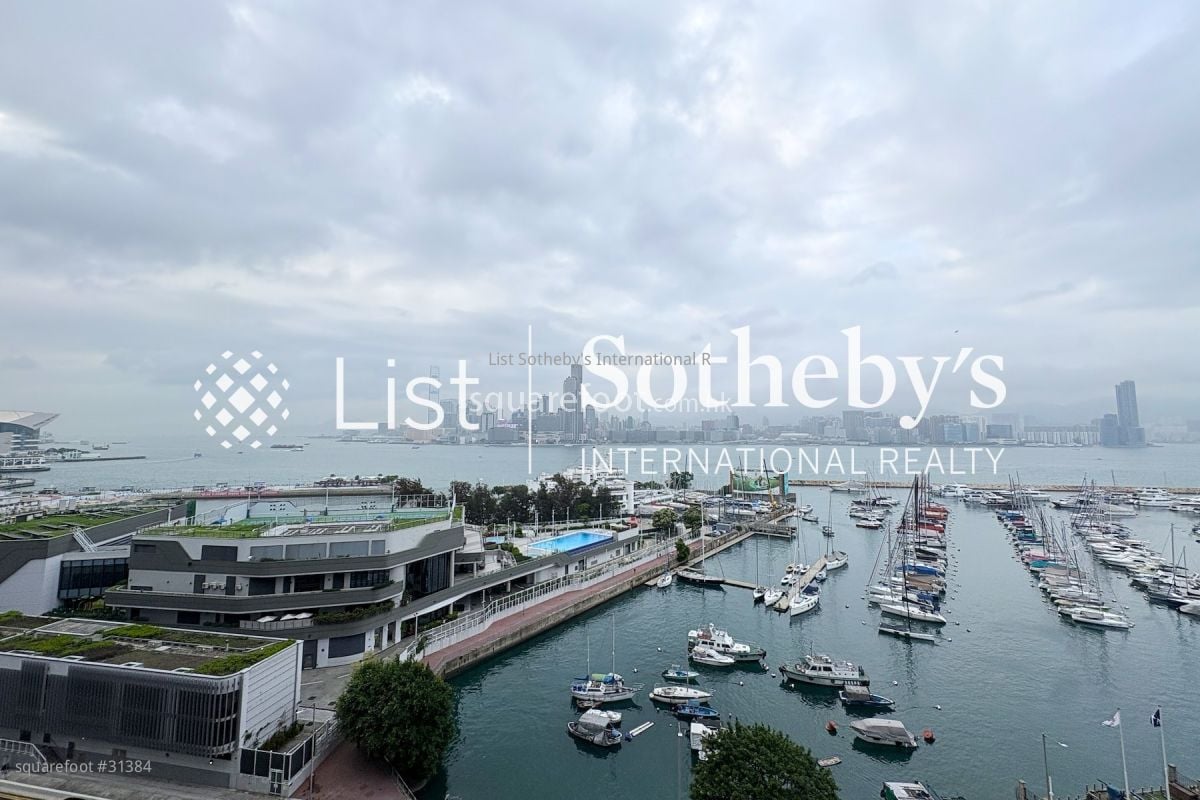 Hoi Deen Court Rental 1 Bathroom 626 ft²
