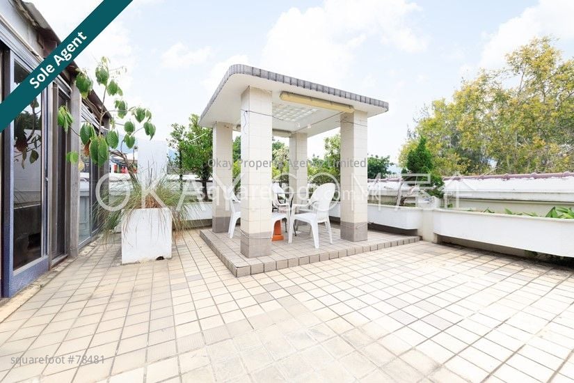 May King Court Sell 3 Bedrooms , 2 Bathrooms 1,094 ft²